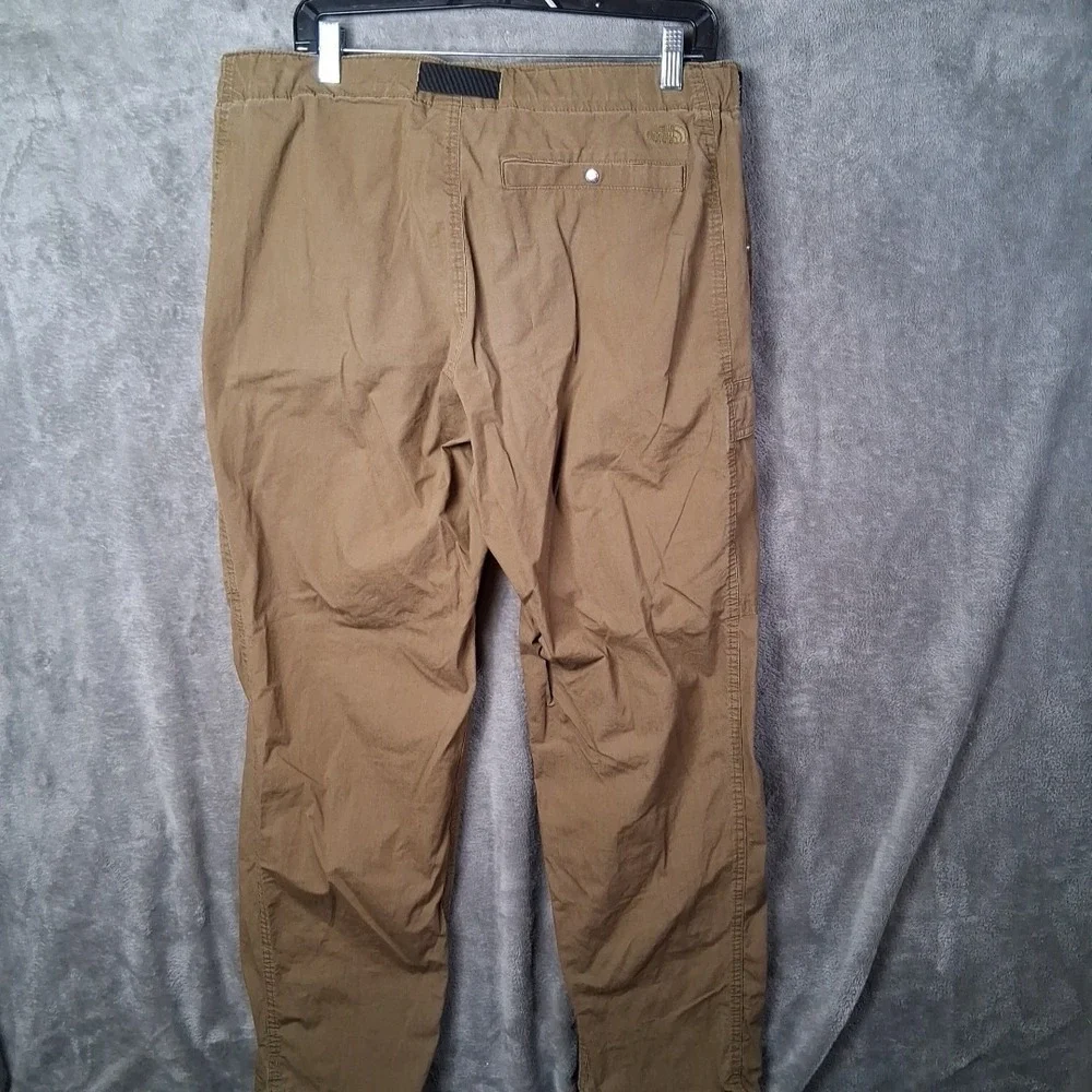 The North Face Ripstop Cargo Pants Mens Size 36 Military Green‎ Belted Inseam 31